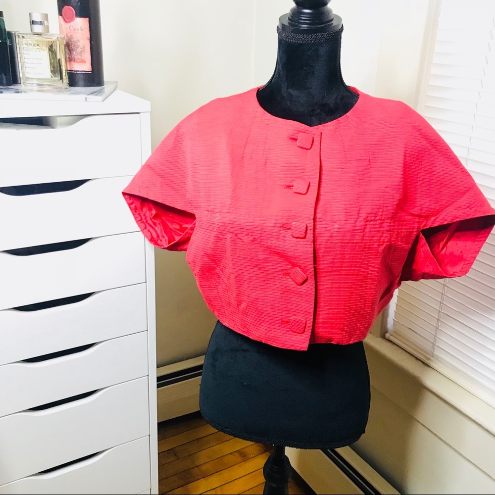 🌺SALE 5 for $25 • Mango Button Down Short Jacket